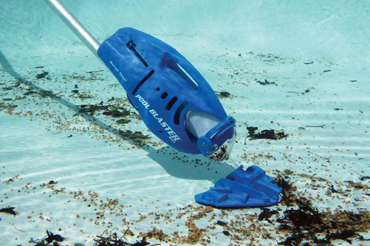 Water Tech Pool Blaster Max  Handheld Battery Cleaner Swimming Pool/Spa Vacuum
